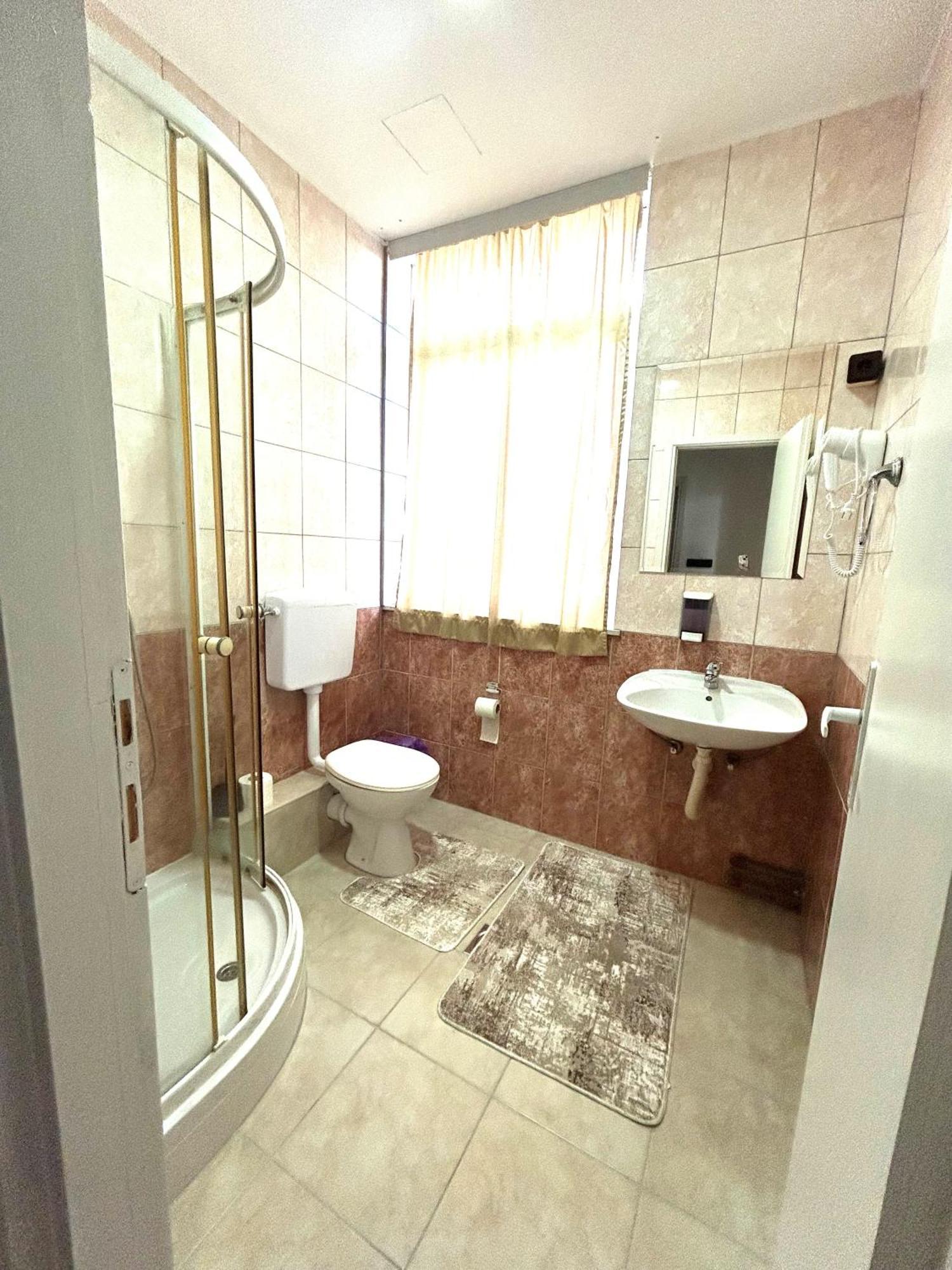 Rooms Alea Sanski Most Екстер'єр фото